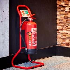 Commander Single Tubular Extinguisher Stand Red