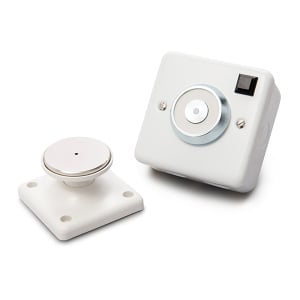 GeoFire Conquest 230v Fire Door Holder 200N - Surface Mounted